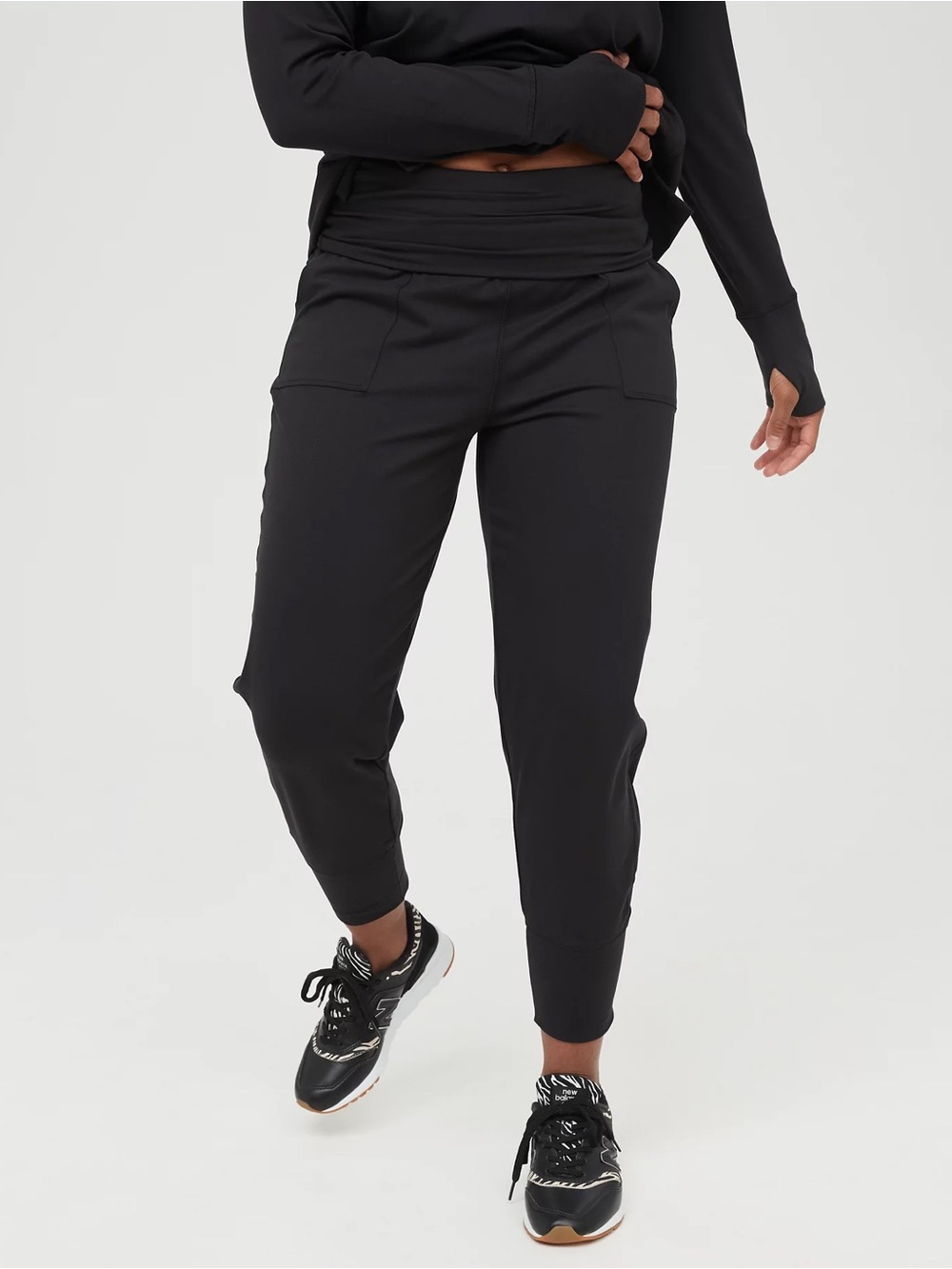 OFFLINE By Aerie The Hugger Fold Over Jogger L